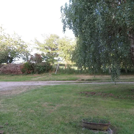 Semesterbostad Ferme Renovee 13 Couchages